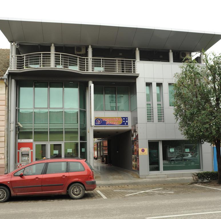 Apartment And Rooms In Club Indija Eksteriør billede