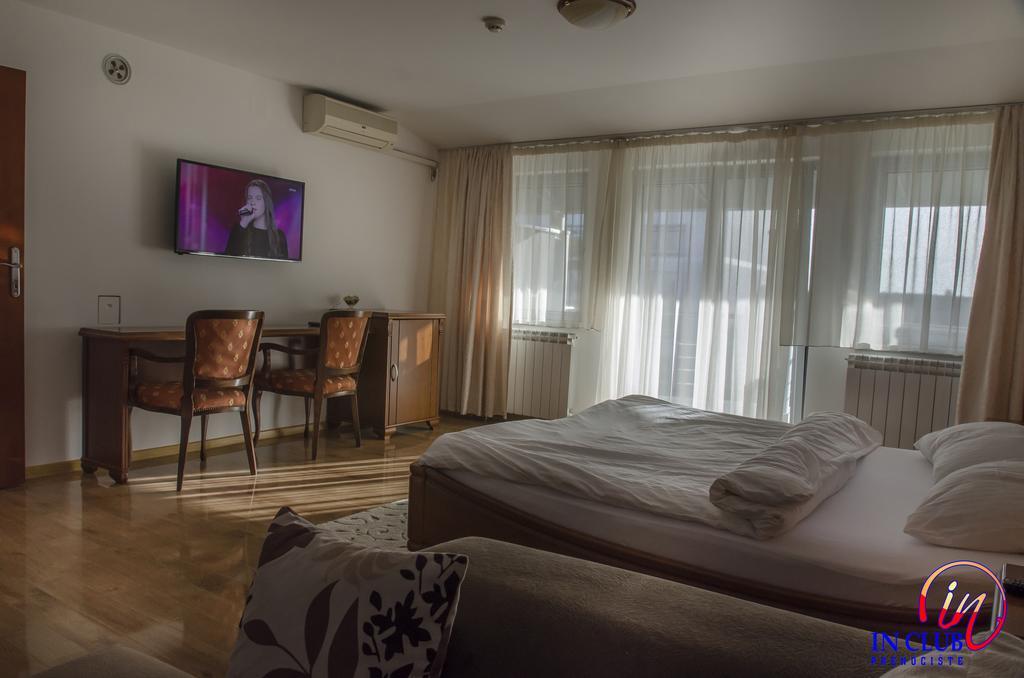 Apartment And Rooms In Club Indija Eksteriør billede