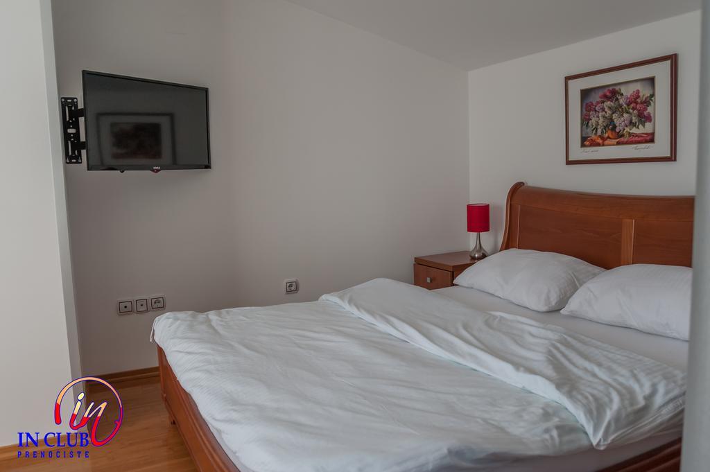 Apartment And Rooms In Club Indija Eksteriør billede